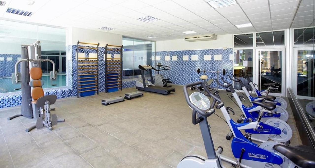 Familidays 020 Aqquaria Apartment Салоу Екстериор снимка
