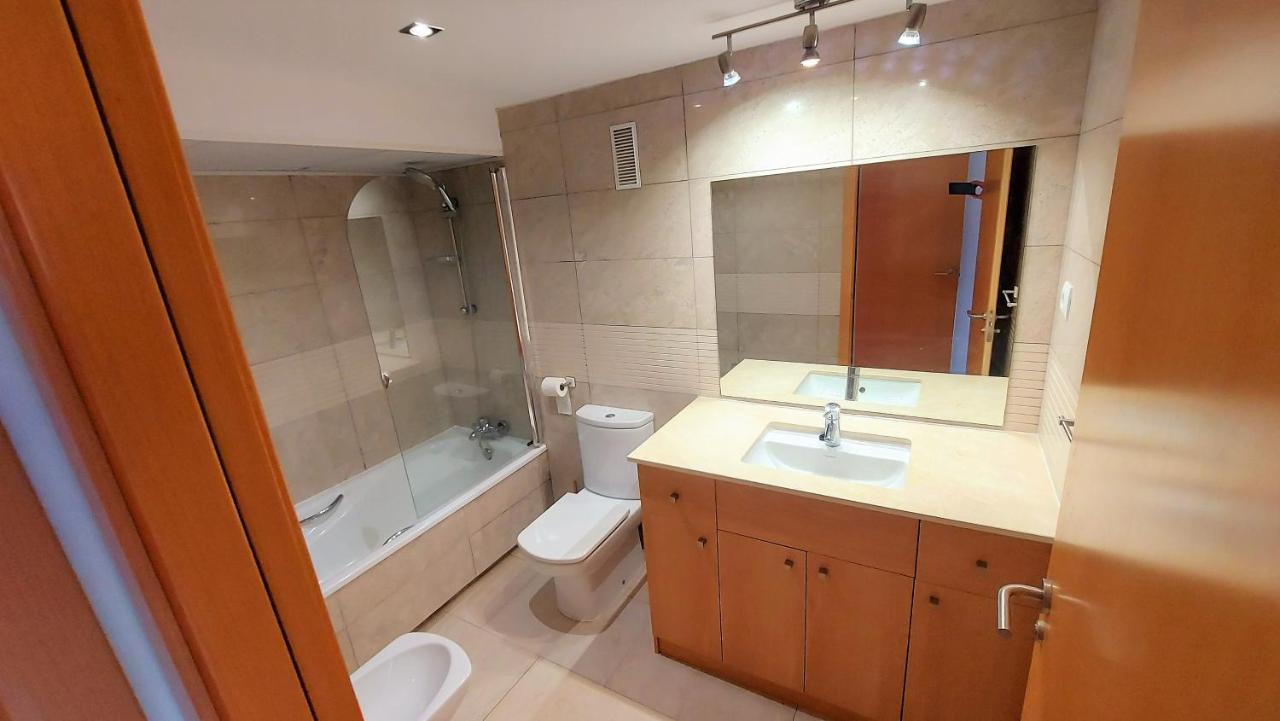 Familidays 020 Aqquaria Apartment Салоу Екстериор снимка