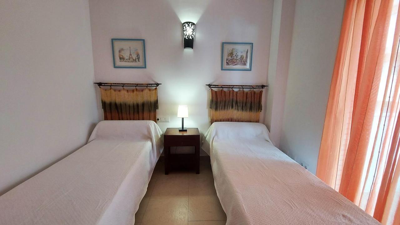Familidays 020 Aqquaria Apartment Салоу Екстериор снимка
