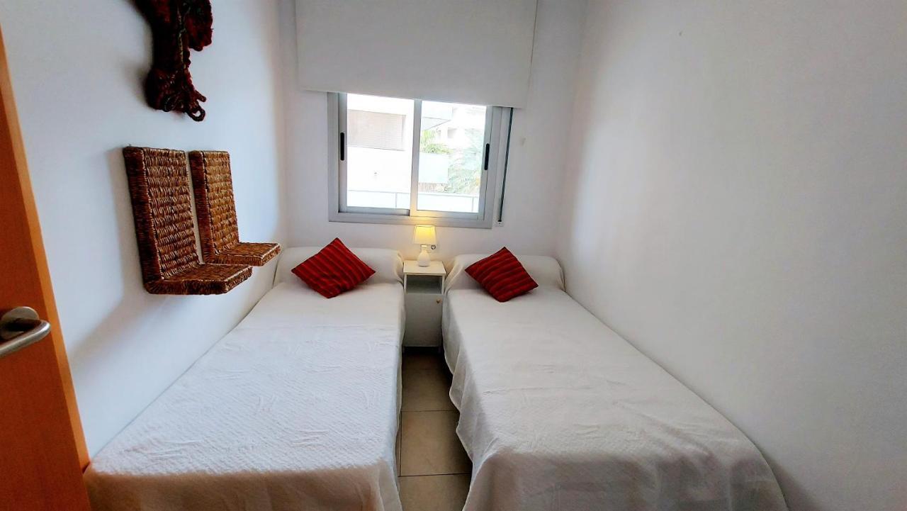 Familidays 020 Aqquaria Apartment Салоу Екстериор снимка