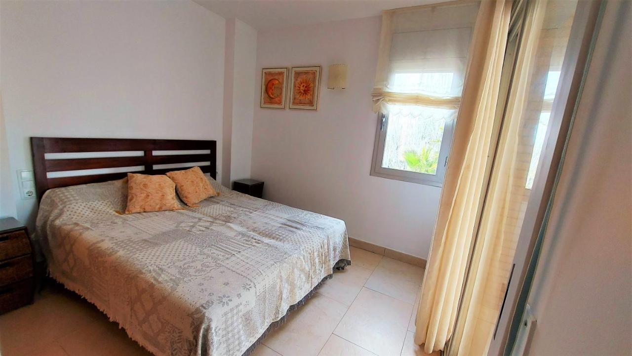 Familidays 020 Aqquaria Apartment Салоу Екстериор снимка